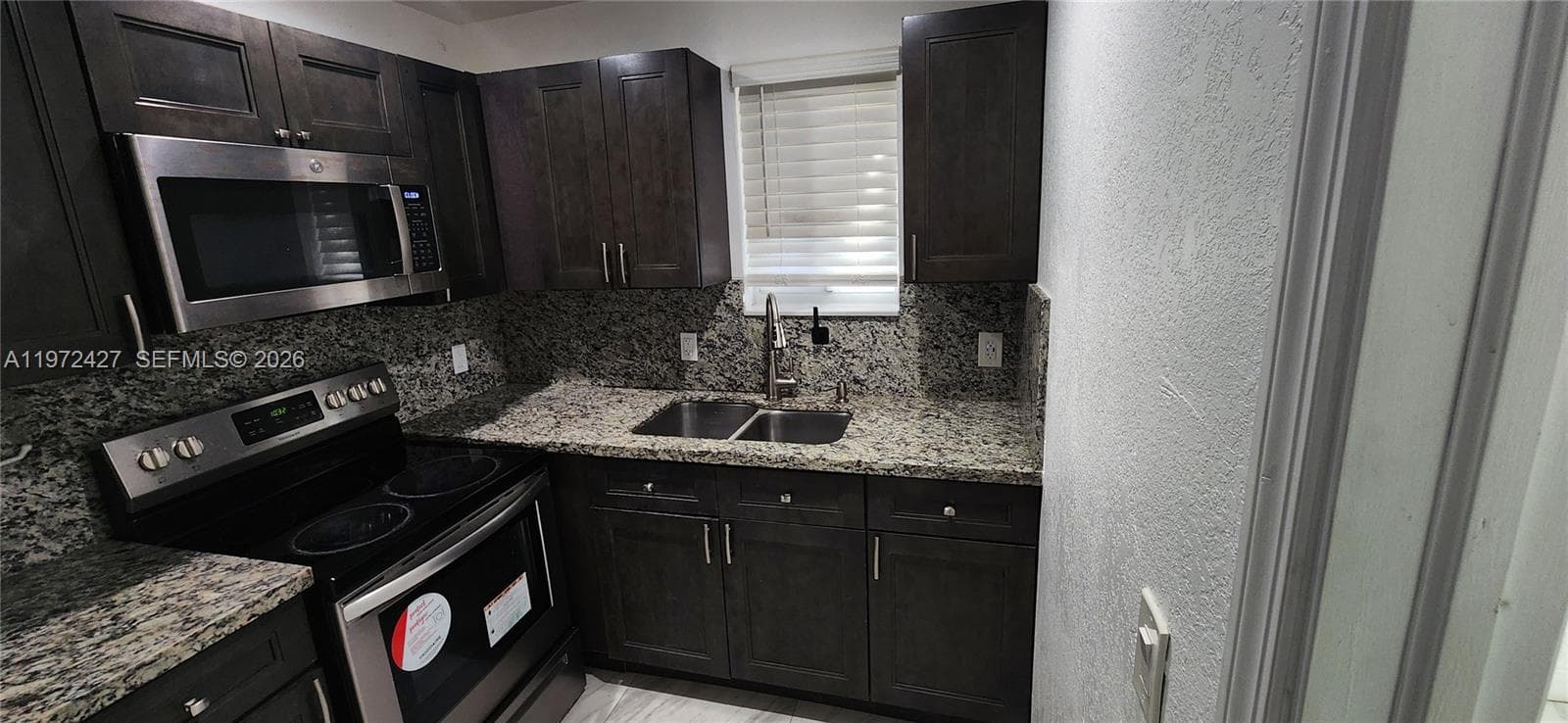 1490/1492 NW 38th St, Miami FL 33142 — 6