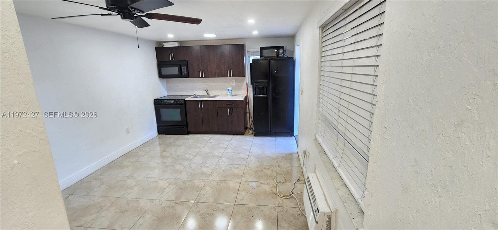1490/1492 NW 38th St, Miami FL 33142 — 28