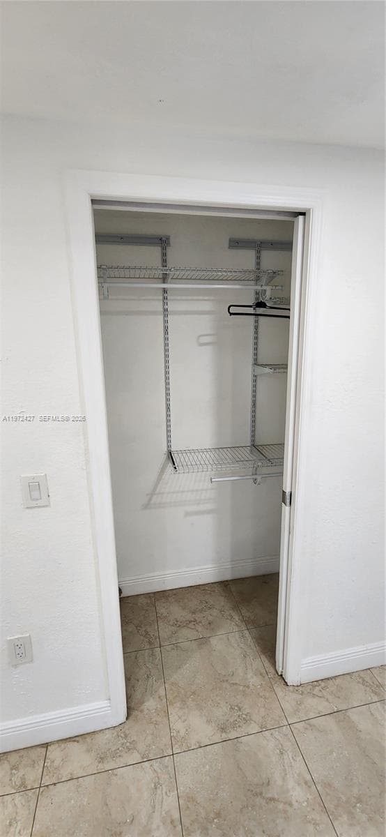 1490/1492 NW 38th St, Miami FL 33142 — 31