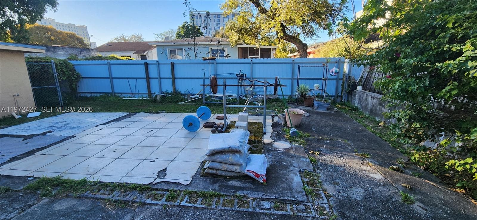 1490/1492 NW 38th St, Miami FL 33142 — 60