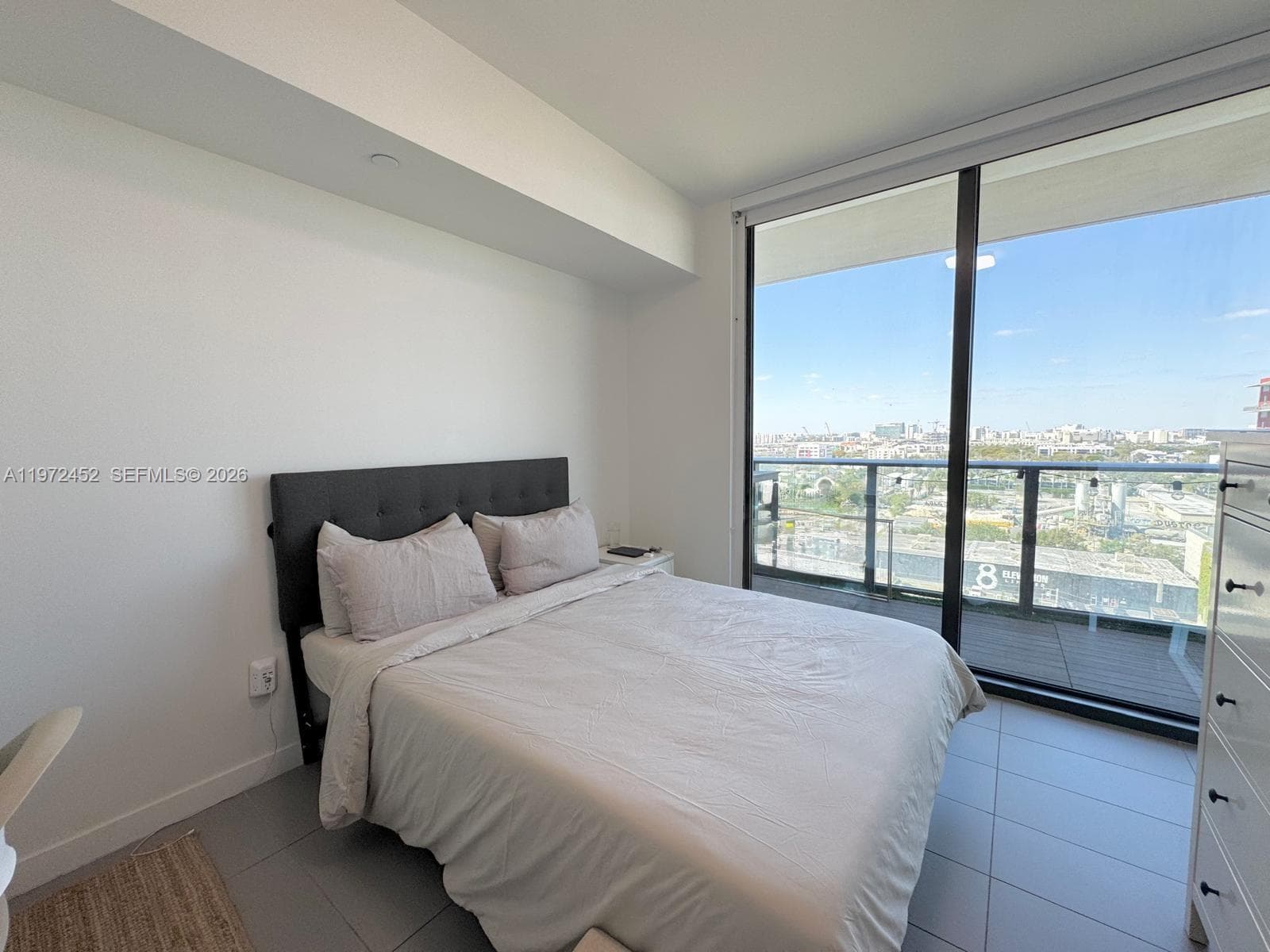 1600 NE 1st Ave # 1014, Miami FL 33132 — 12