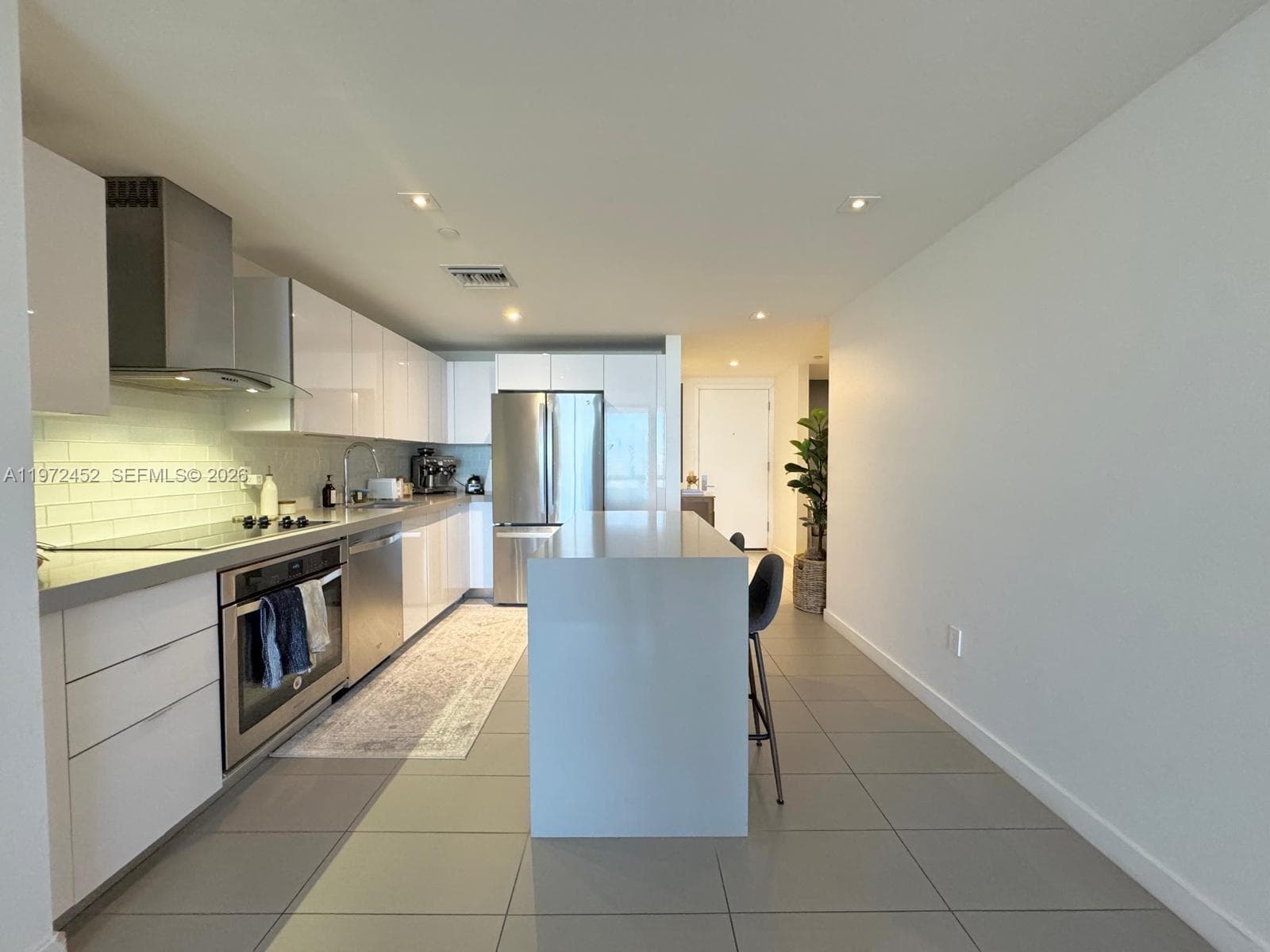 1600 NE 1st Ave # 1014, Miami FL 33132 — 10
