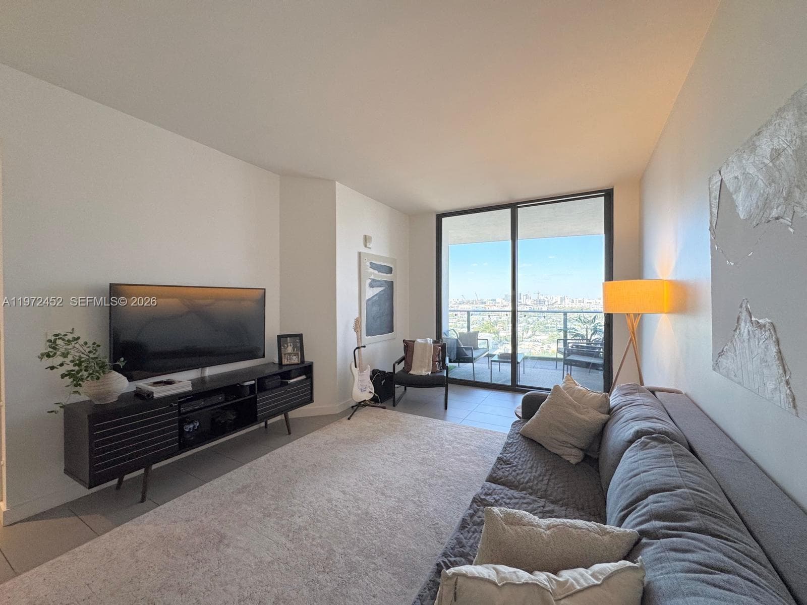 1600 NE 1st Ave # 1014, Miami FL 33132 — 4