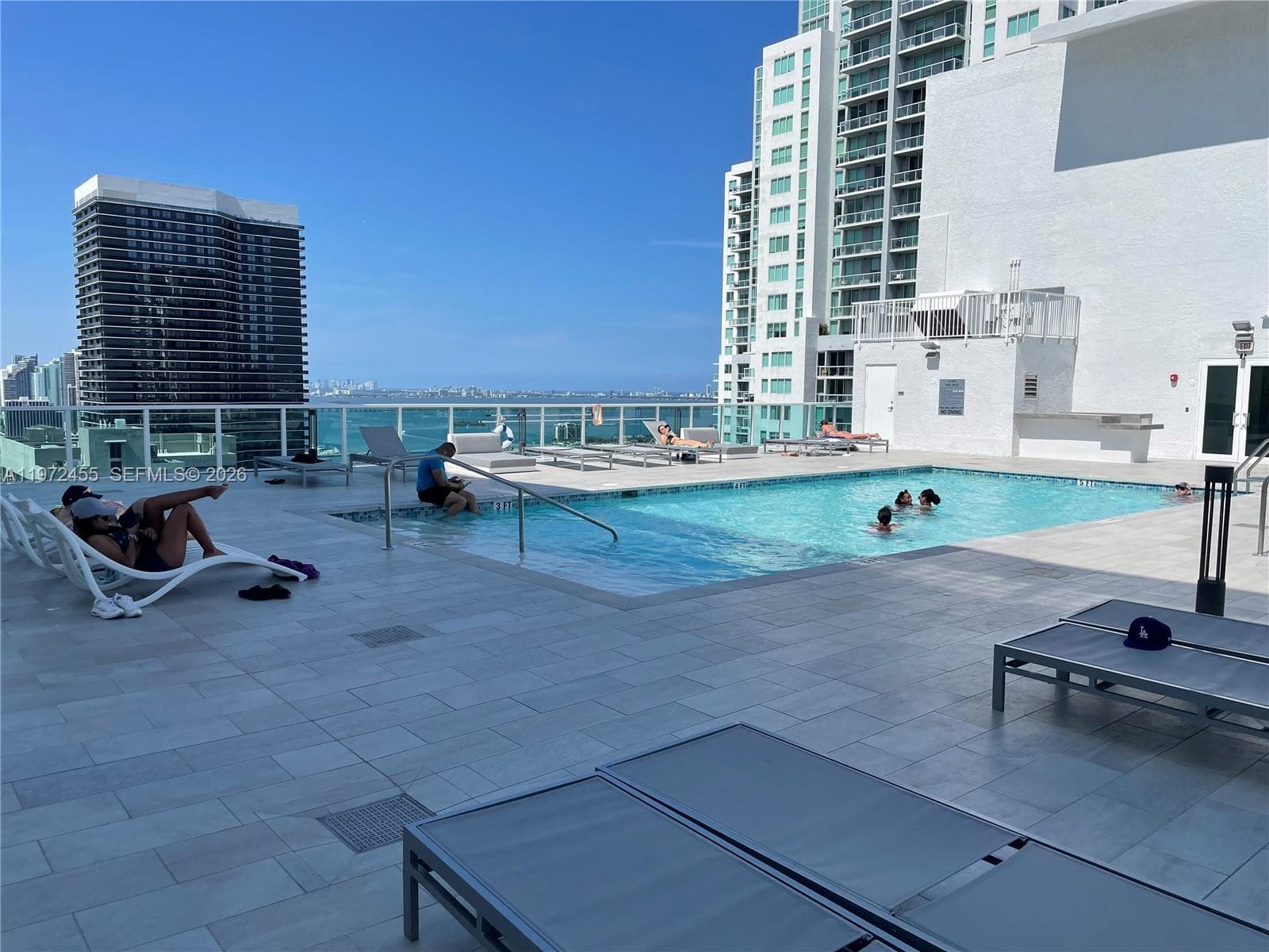 133 NE 2nd Ave # 1007, Miami FL 33132 — 1