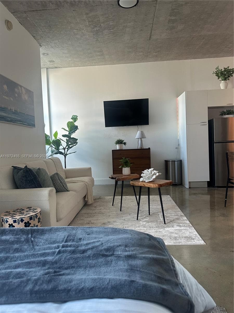 133 NE 2nd Ave # 1007, Miami FL 33132 — 9