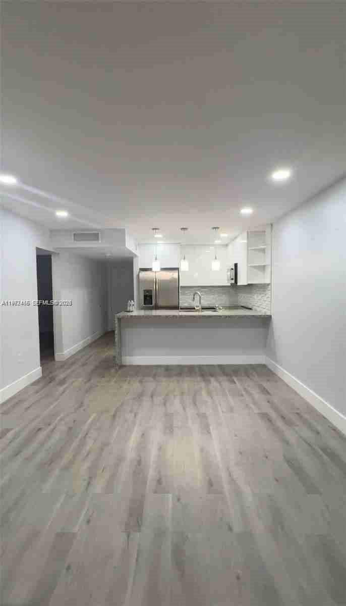 1555 W 44th Pl # 247, Hialeah FL 33012 — 2