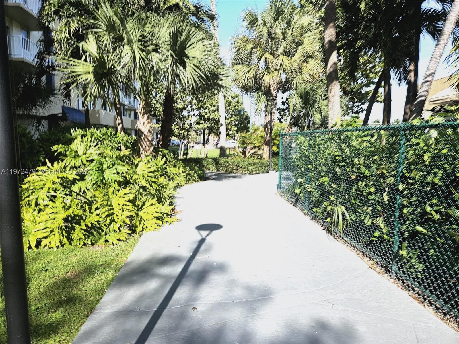 4550 NW 9th St # 704E, Miami FL 33126 — 19