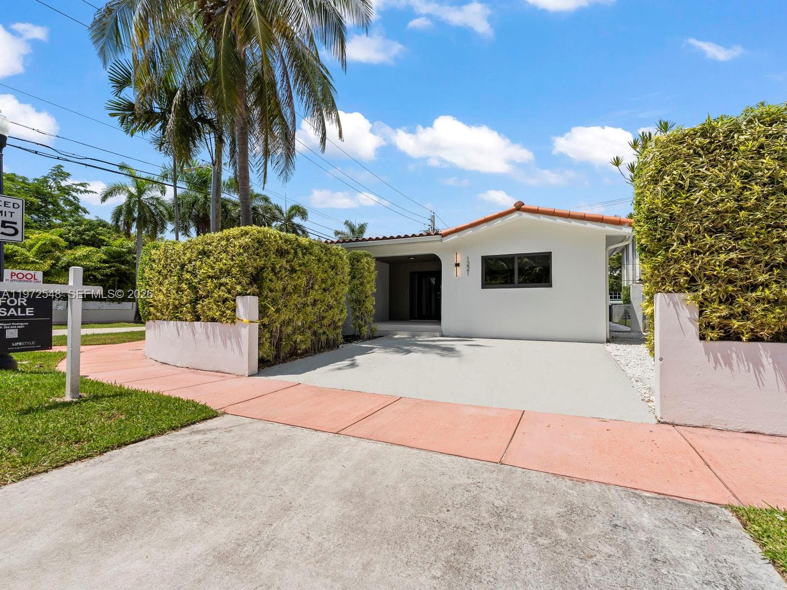 1221 Biarritz Dr, Miami Beach FL 33141 — 47