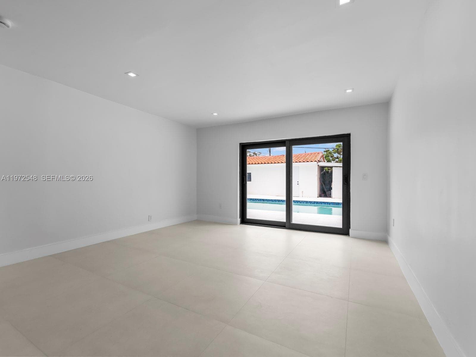 1221 Biarritz Dr, Miami Beach FL 33141 — 30