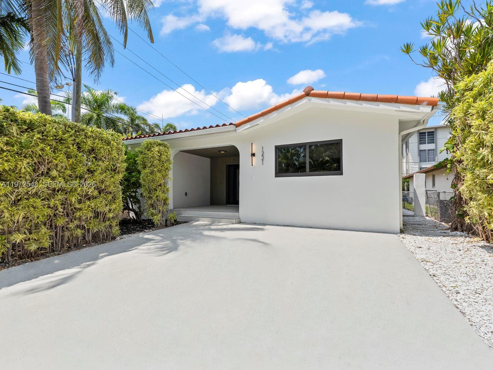 1221 Biarritz Dr, Miami Beach FL 33141 — 39