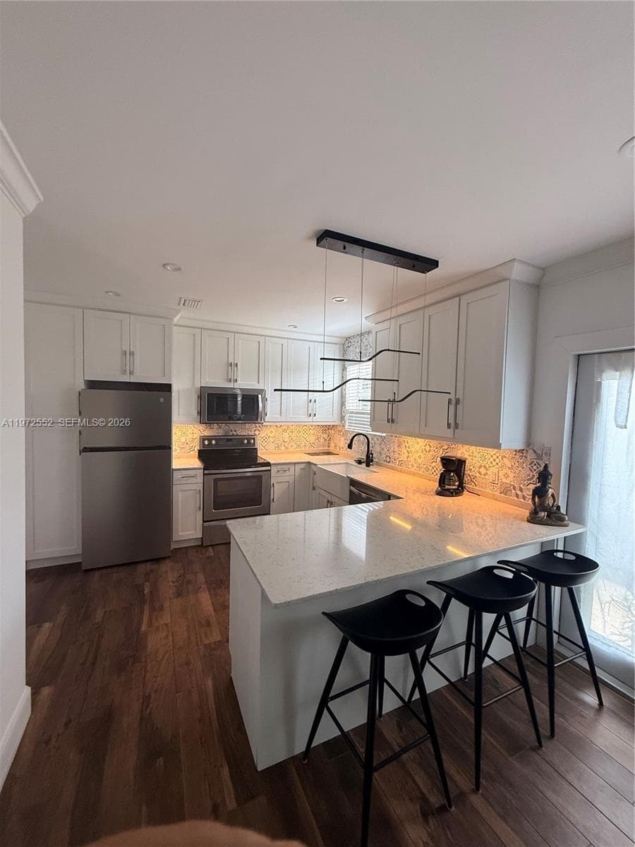 5648 SW 5th Ter, Miami FL 33134 — 9