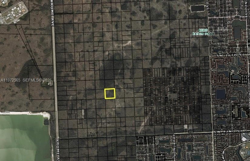 30-49-18 Unincorporated, Unincorporated Dade County FL 33185 — 2