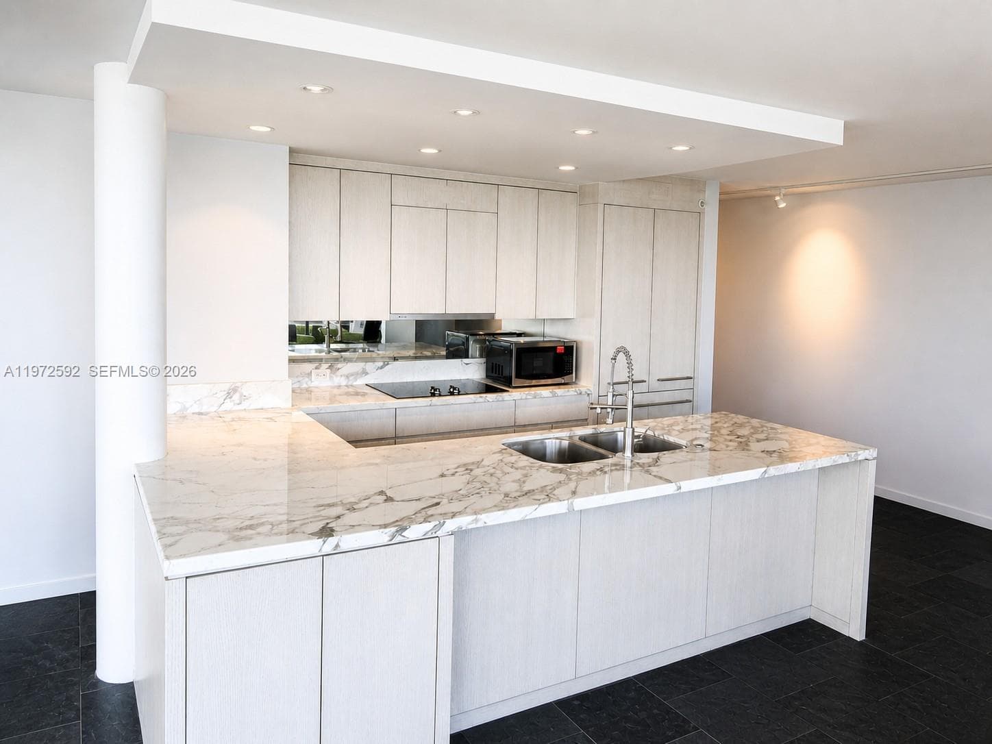 555 NE 15th St # 20A, Miami FL 33132 — 6