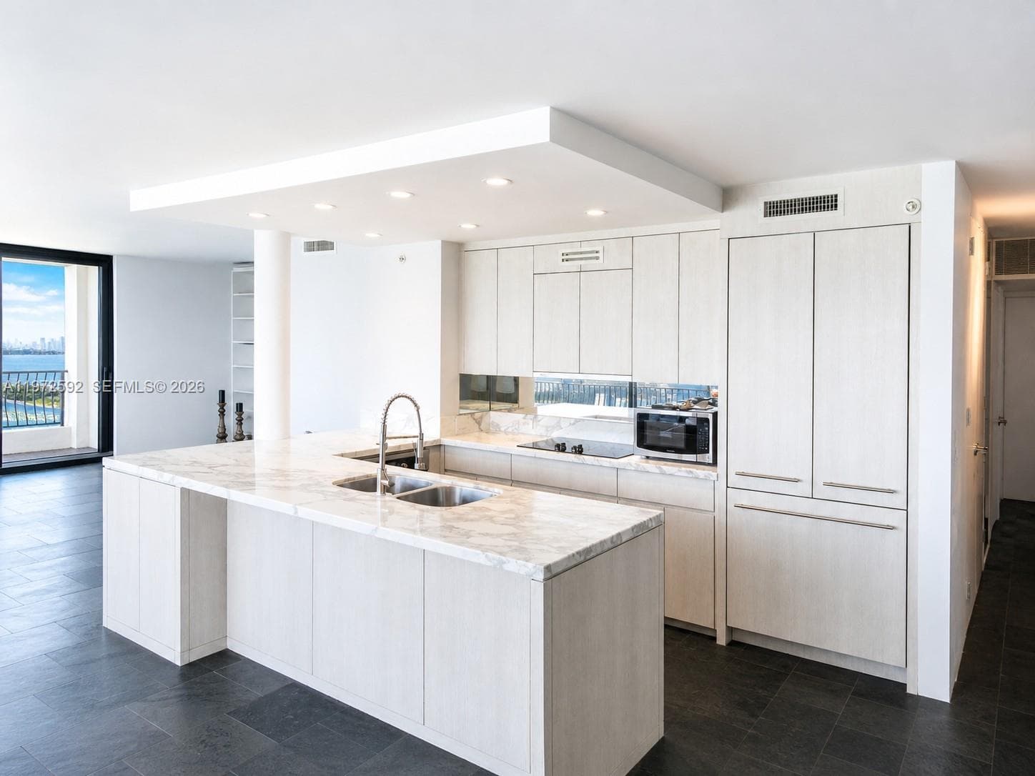 555 NE 15th St # 20A, Miami FL 33132 — 5