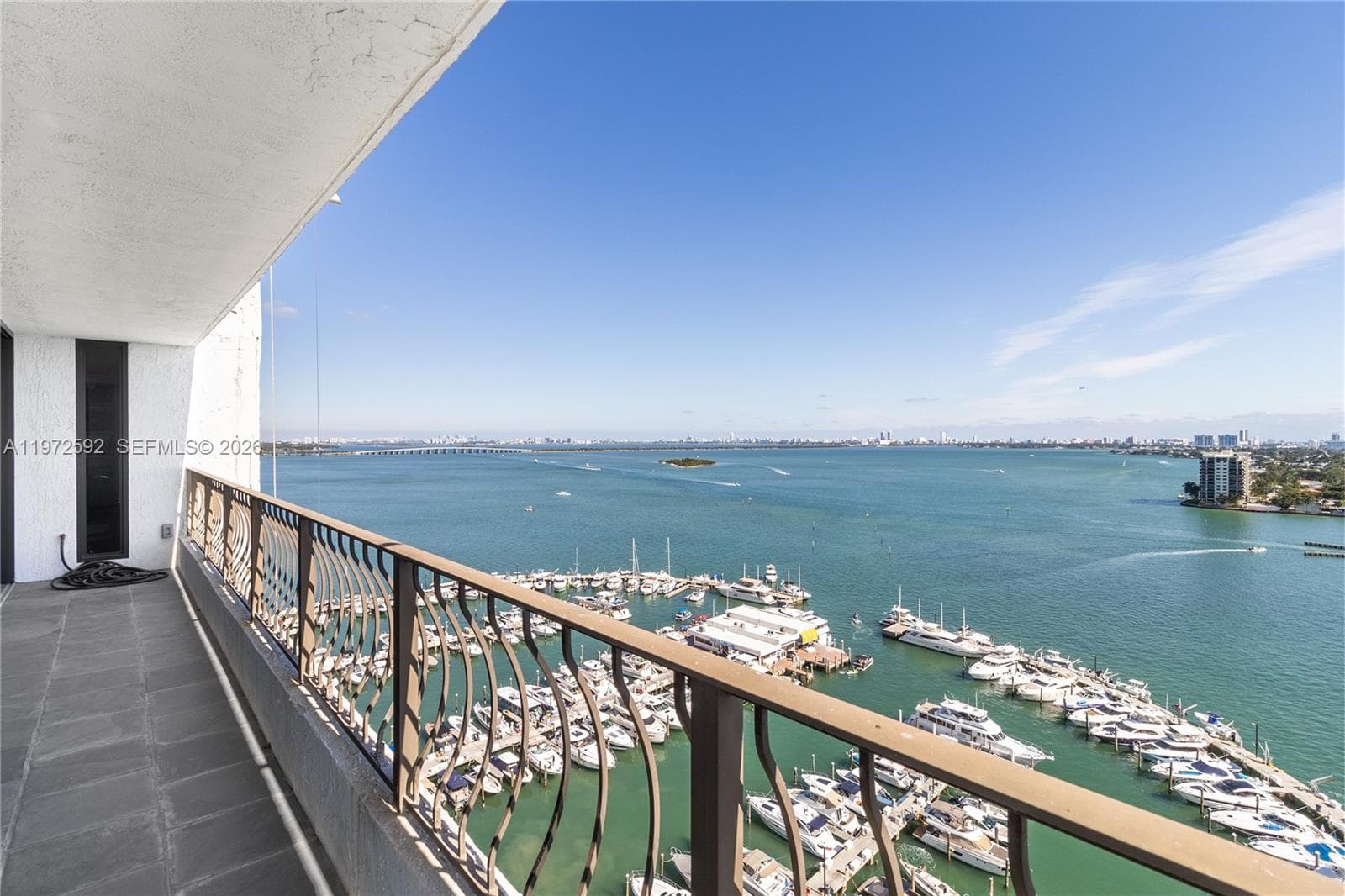 555 NE 15th St # 20A, Miami FL 33132 — 24