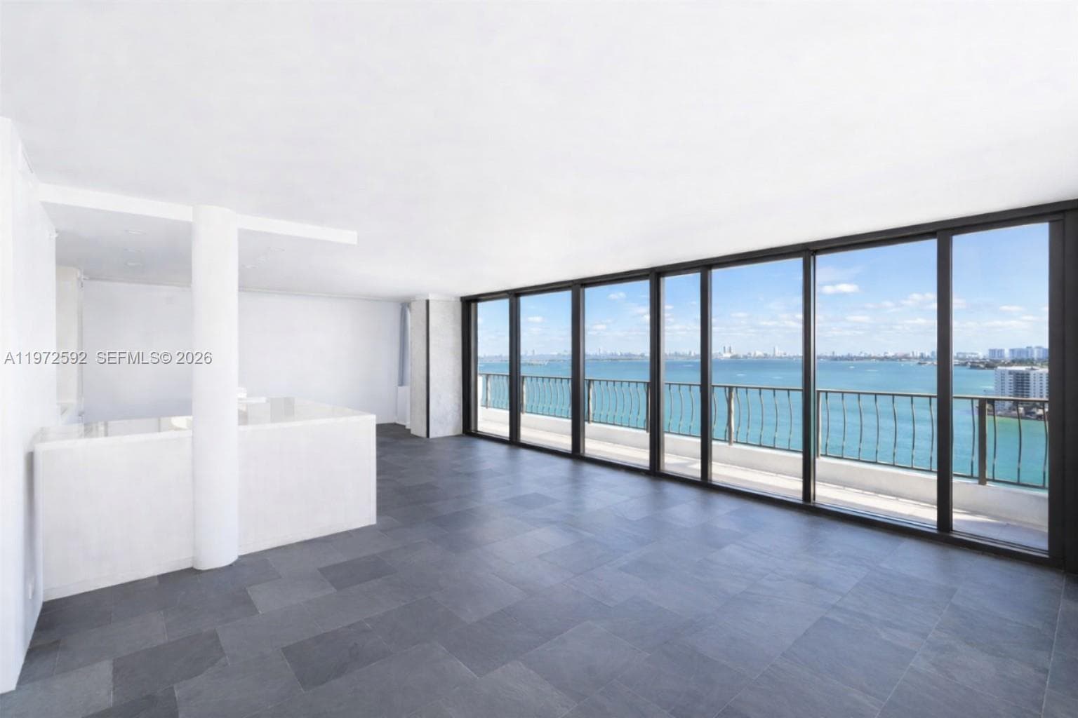 555 NE 15th St # 20A, Miami FL 33132 — 11