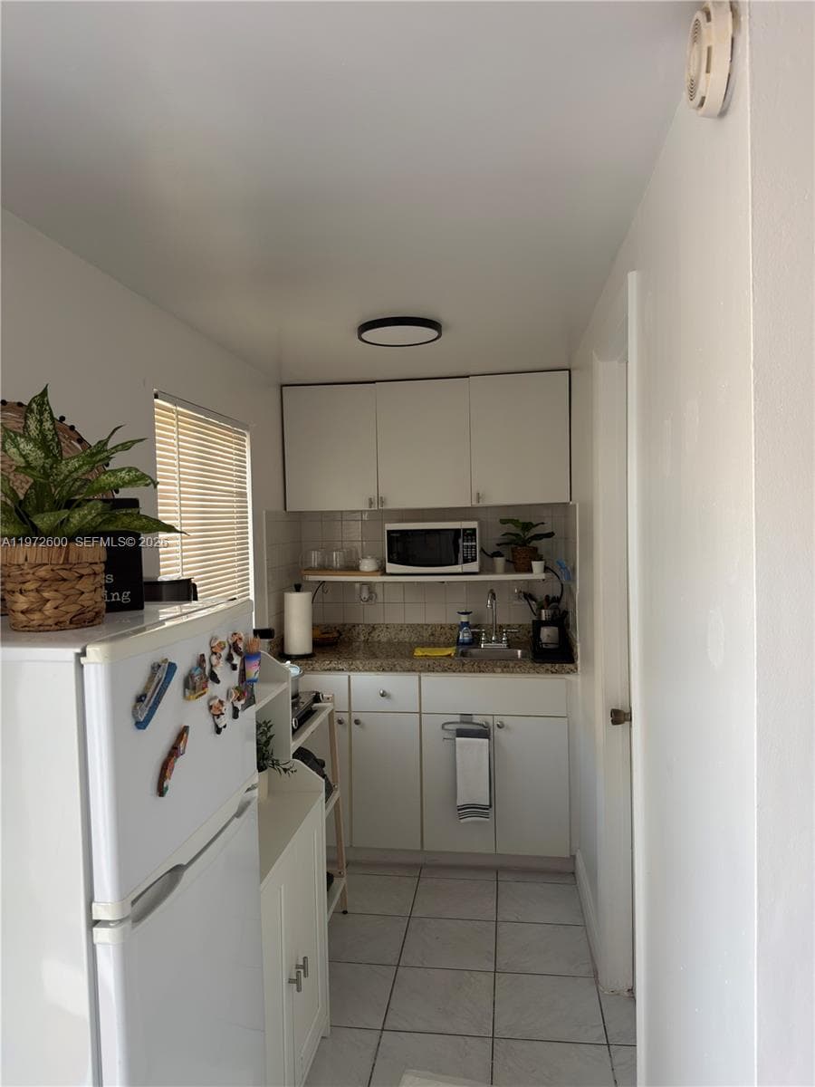 17221 NW 82nd Ave, Hialeah FL 33015 — 20