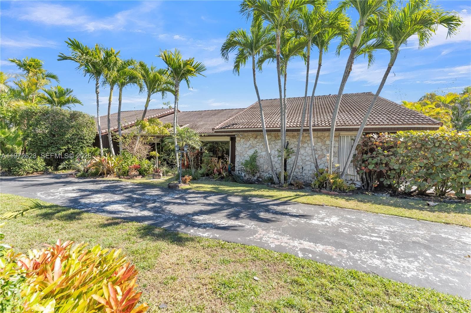 15305 SW 74th Ct, Palmetto Bay FL 33157 — 2