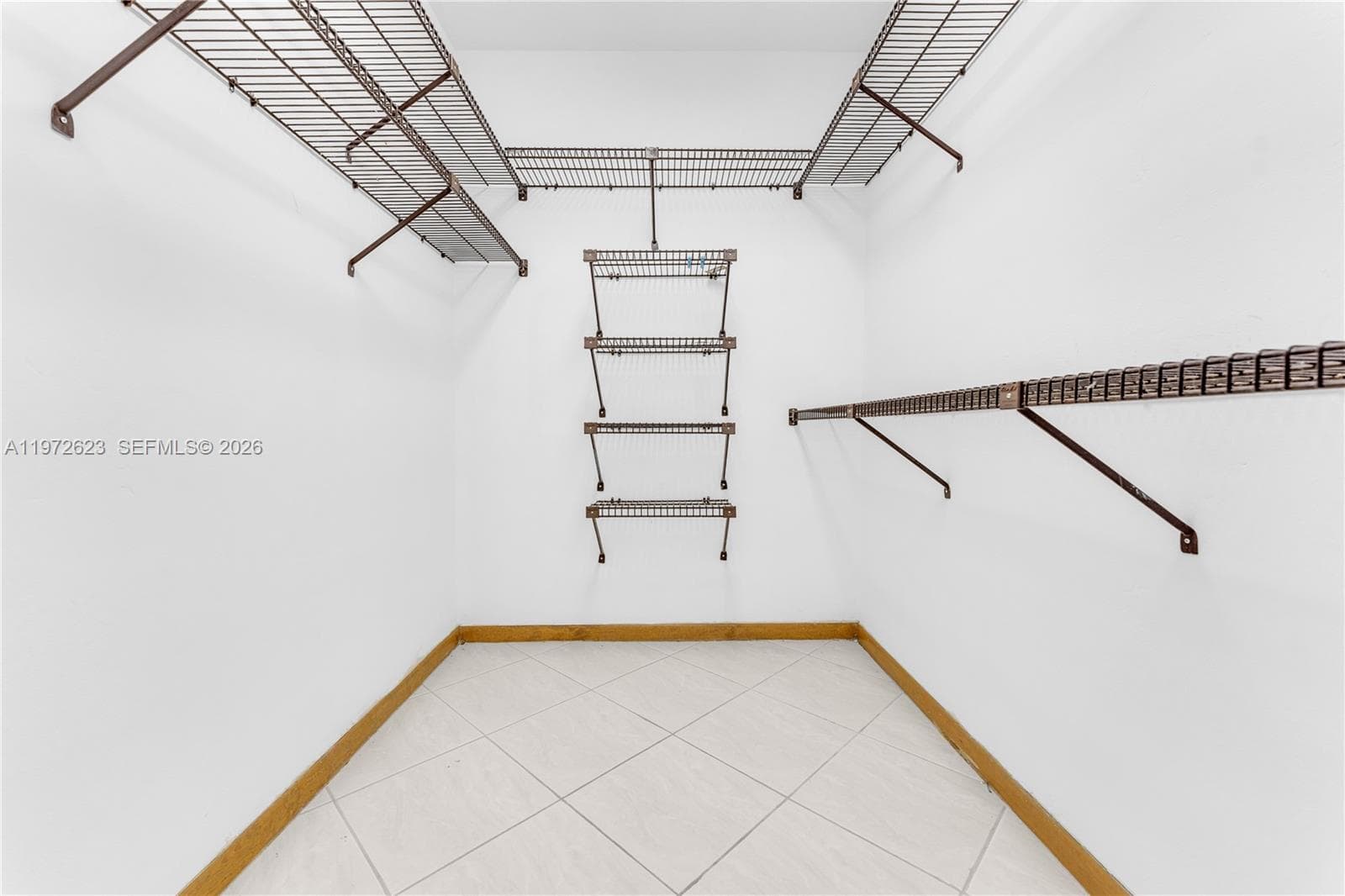 15305 SW 74th Ct, Palmetto Bay FL 33157 — 42