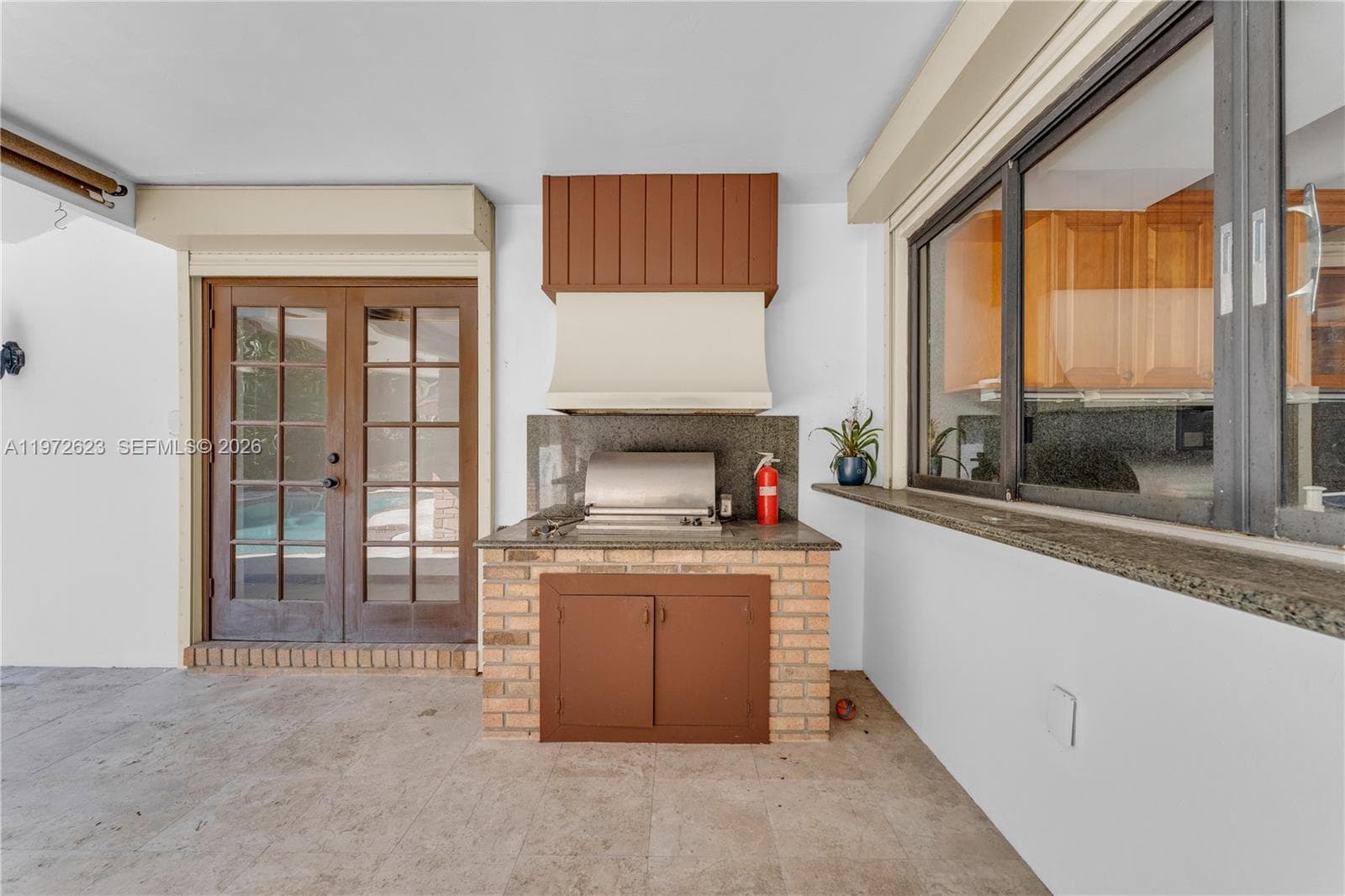15305 SW 74th Ct, Palmetto Bay FL 33157 — 60