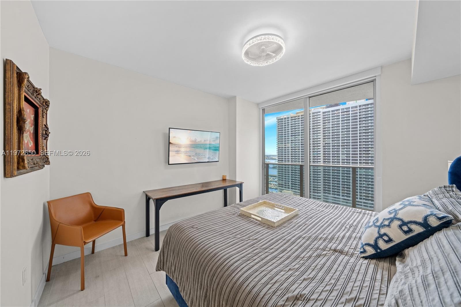 488 NE 18th St # 2112, Miami FL 33132 — 23