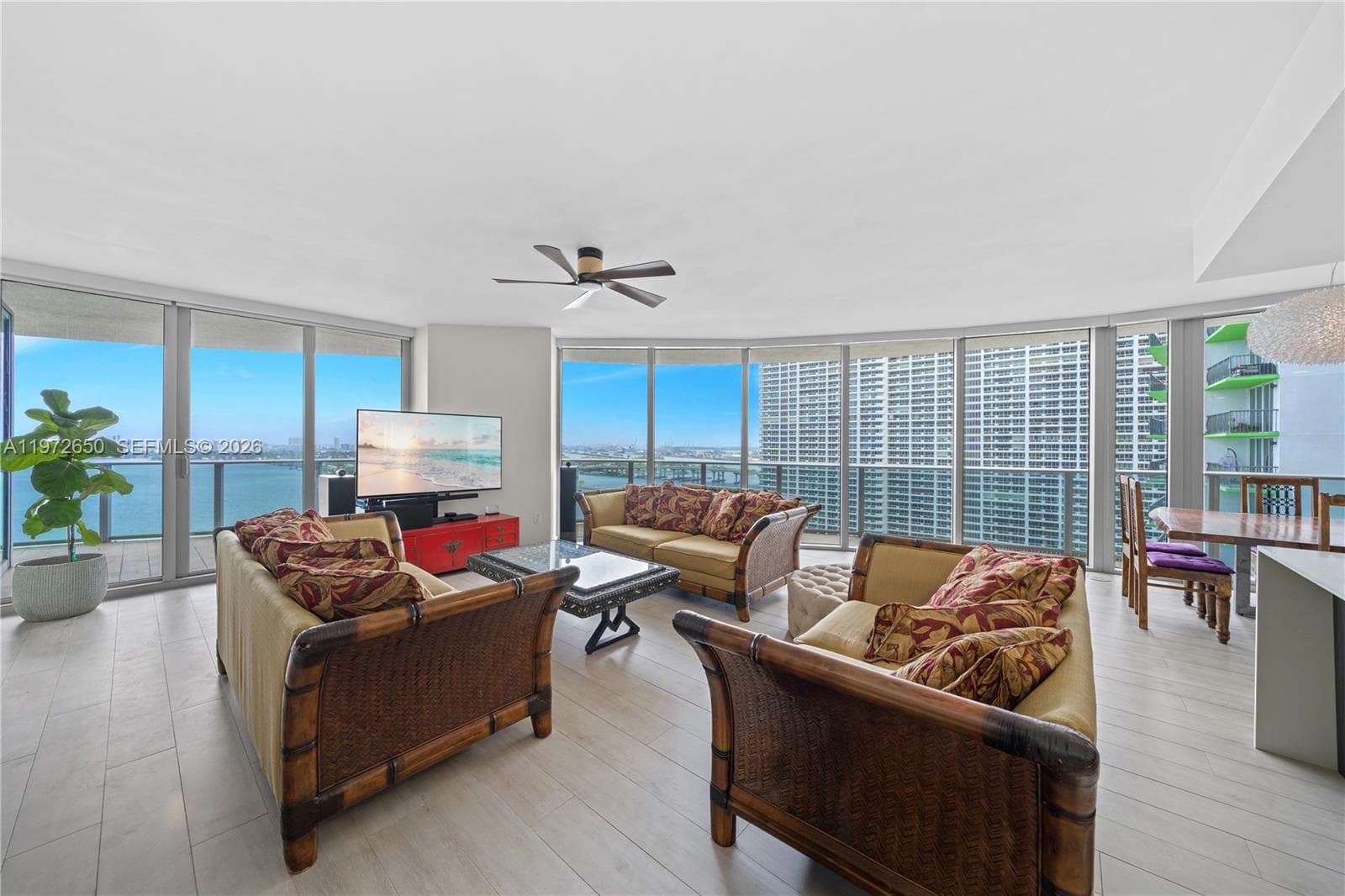 488 NE 18th St # 2112, Miami FL 33132 — 11