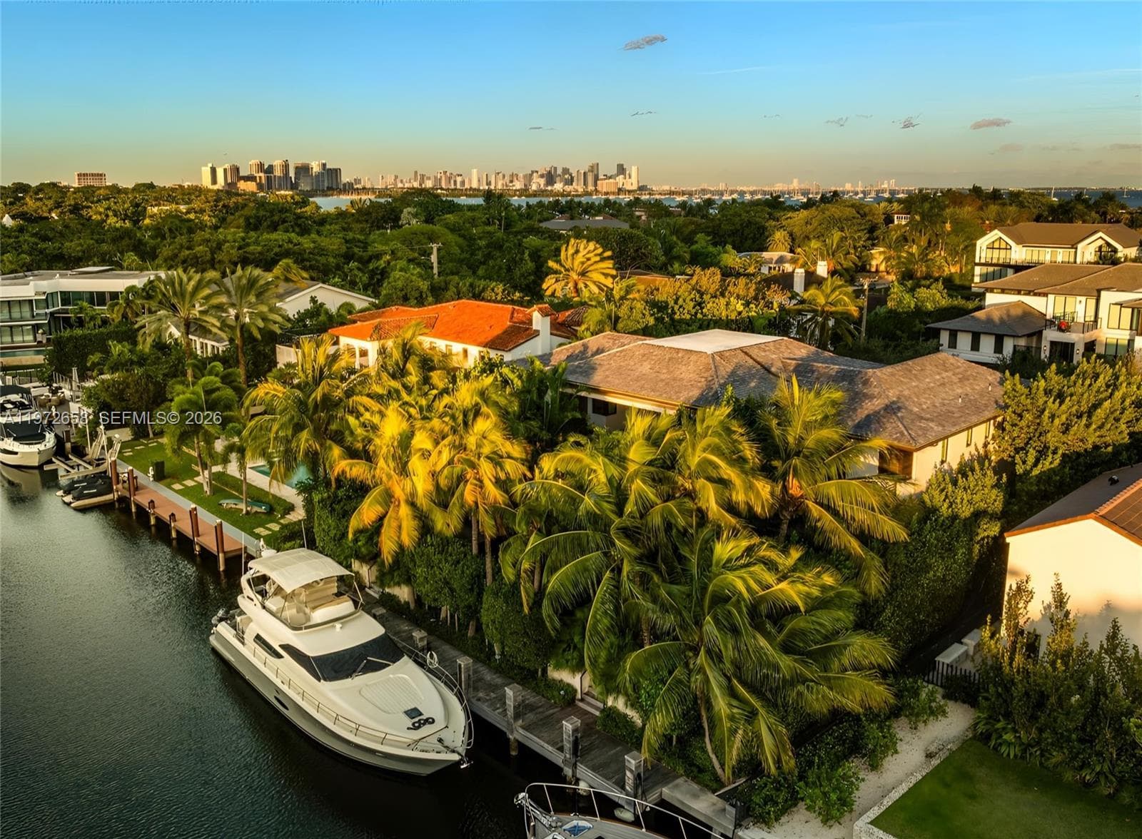 6850 Sunrise Ct, Coral Gables FL 33133 — 32
