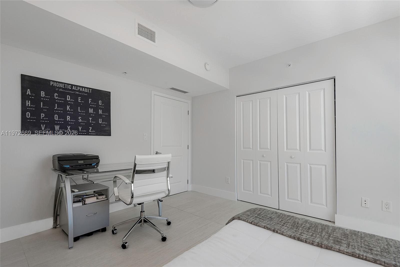 400 Sunny Isles Blvd UNIT, Sunny Isles Beach FL 33160 — 36