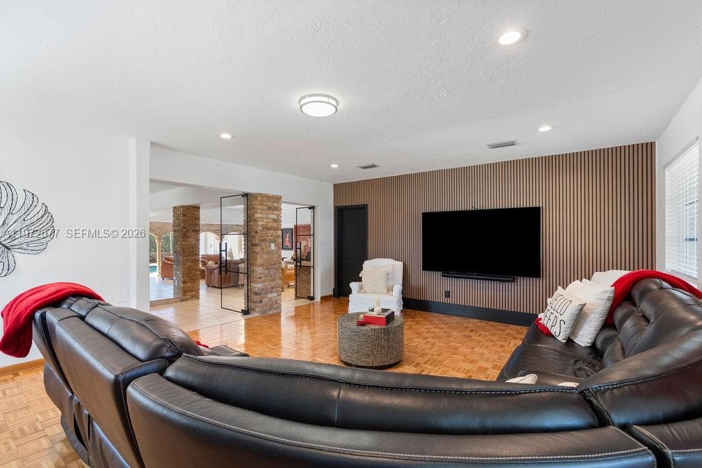 13780 SW 73rd Ct, Palmetto Bay FL 33158 — 10