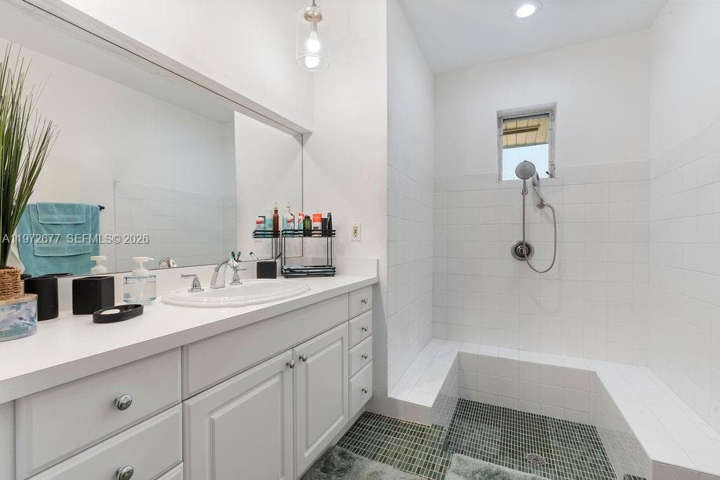 13780 SW 73rd Ct, Palmetto Bay FL 33158 — 35