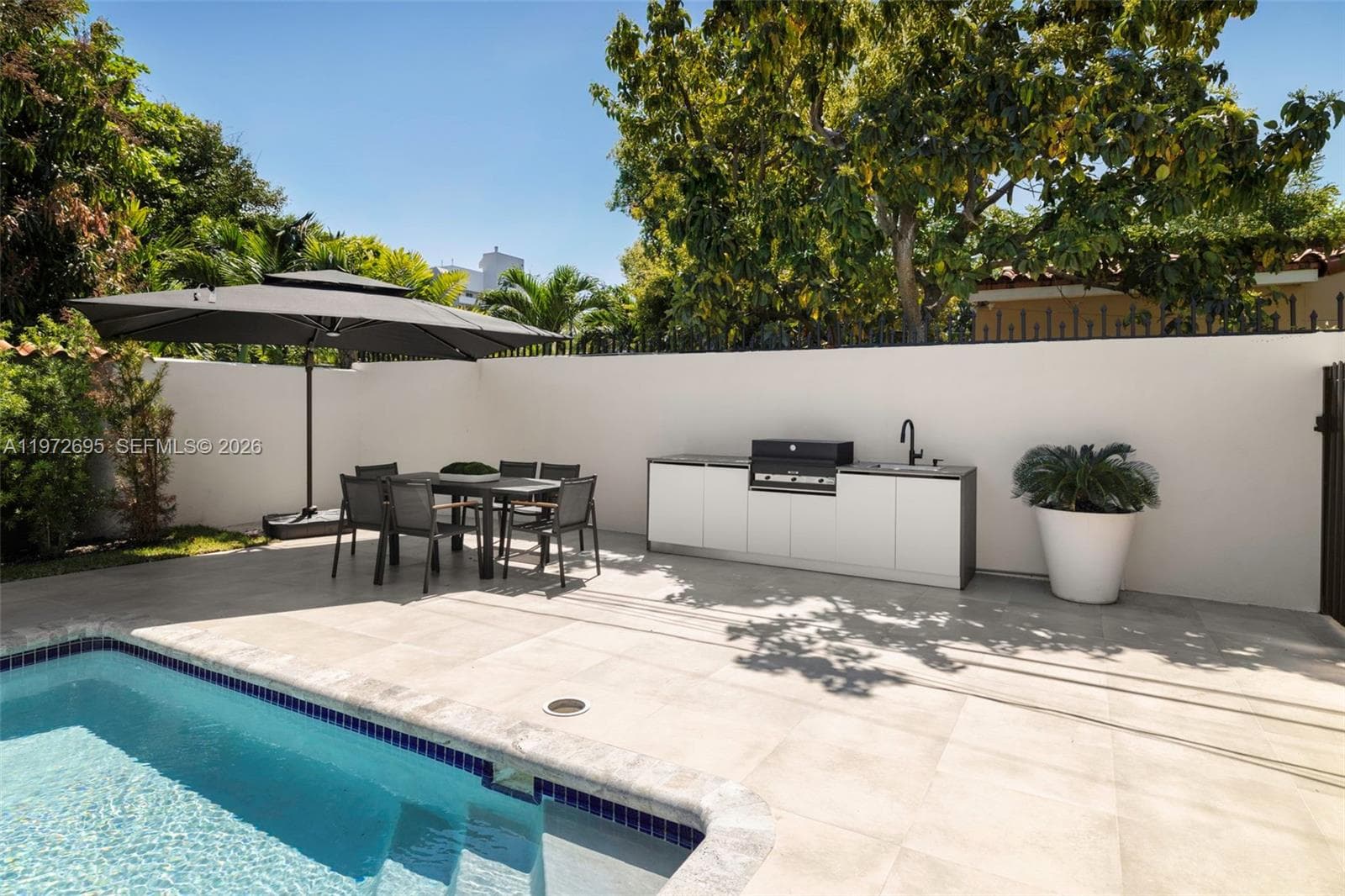 2805 SW 4th Ave, Miami FL 33129 — 31