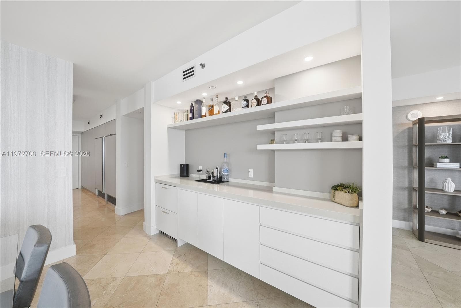 5801 Collins Ave # 700, Miami Beach FL 33140 — 5