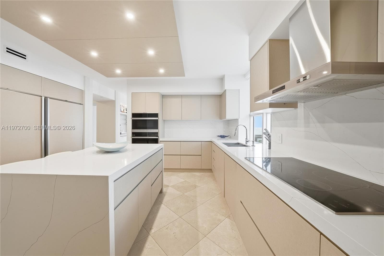 5801 Collins Ave # 700, Miami Beach FL 33140 — 8