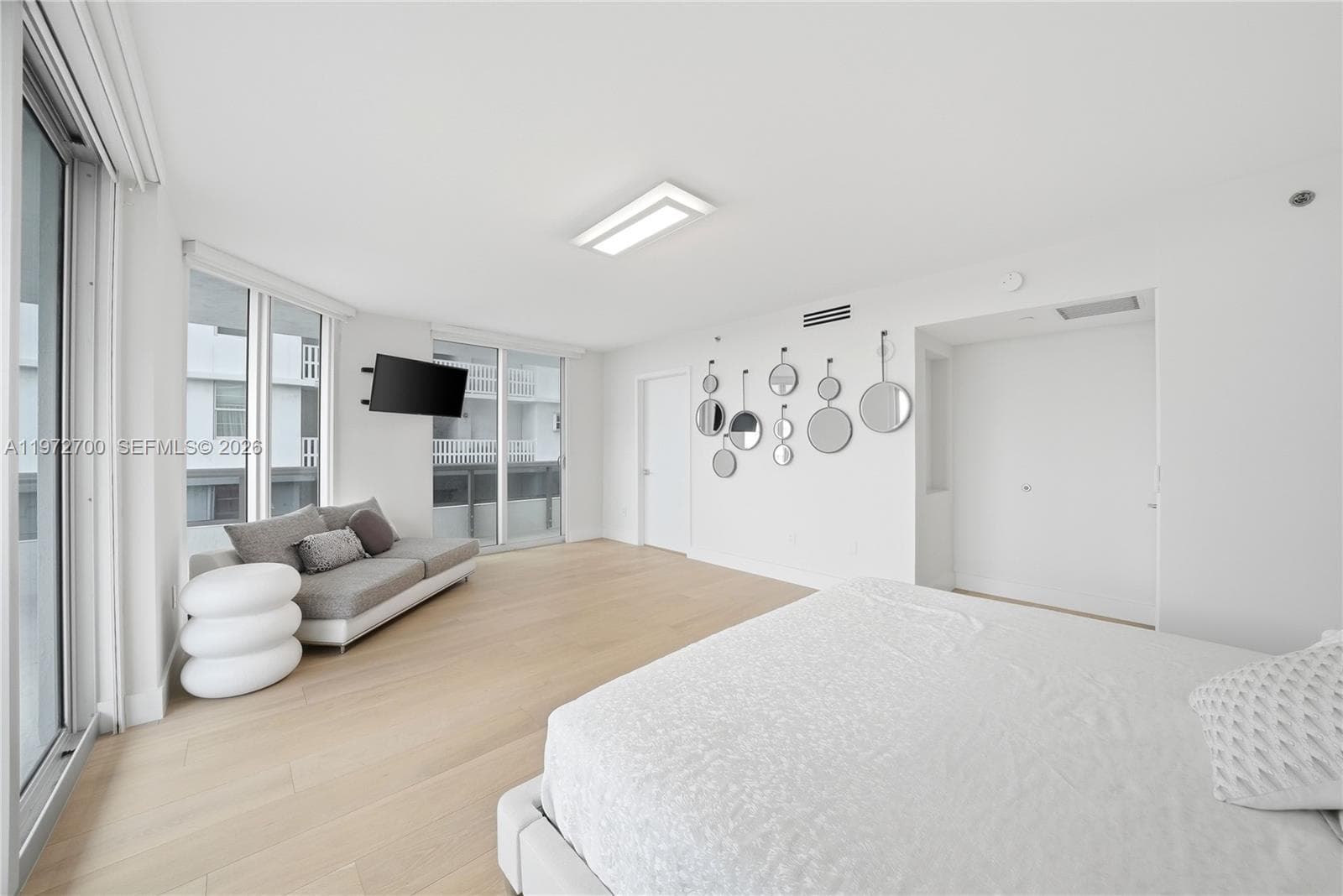 5801 Collins Ave # 700, Miami Beach FL 33140 — 21