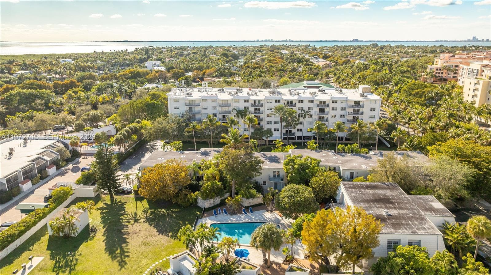 210 Sea View Dr # 207, Key Biscayne FL 33149 — 34