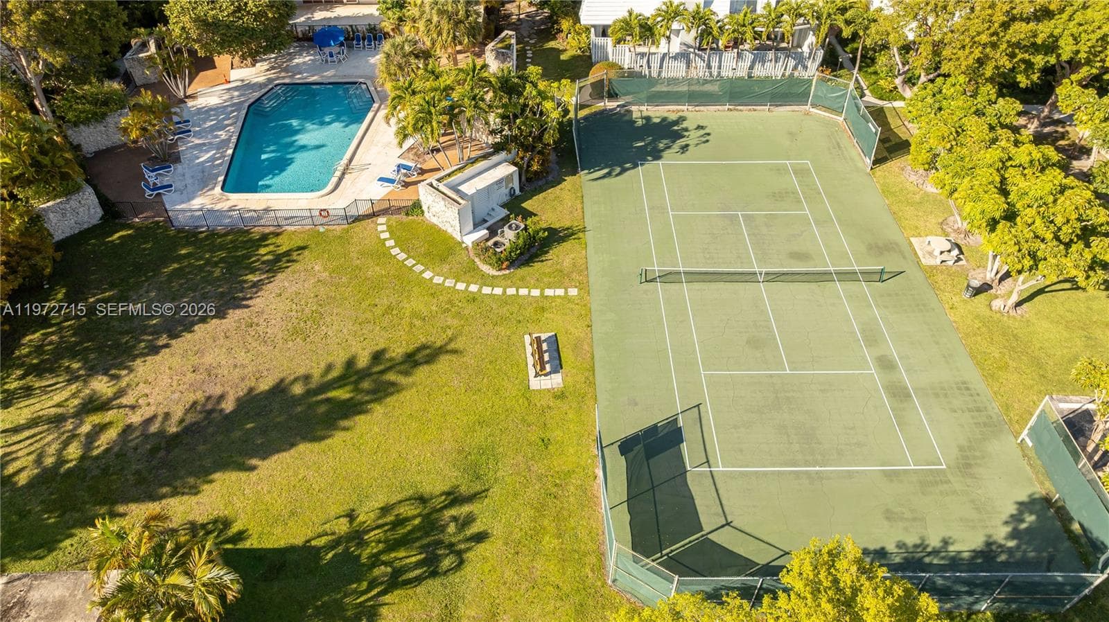 210 Sea View Dr # 207, Key Biscayne FL 33149 — 31