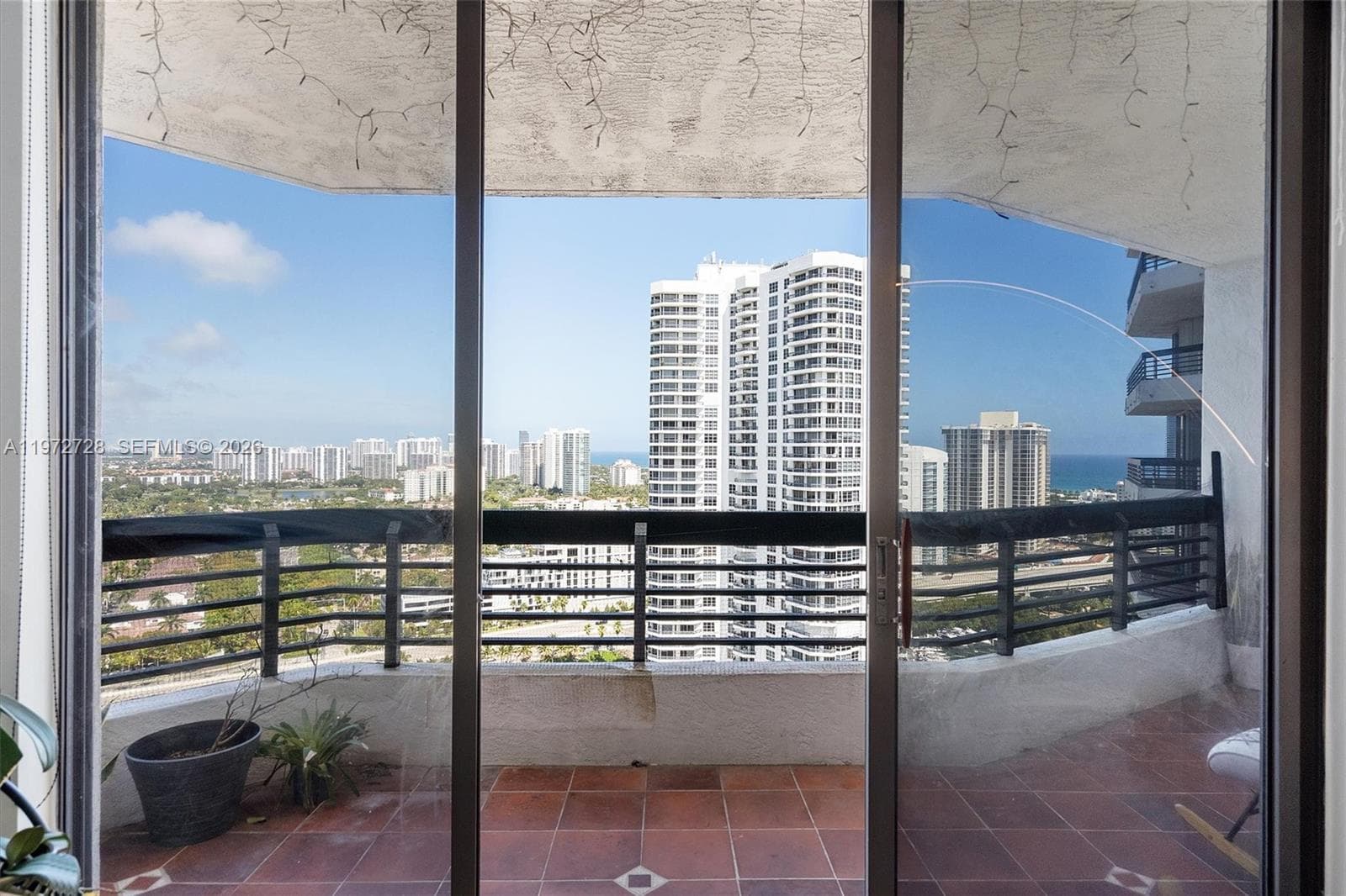 3530 Mystic Pointe Dr # 2907, Aventura FL 33180 — 30