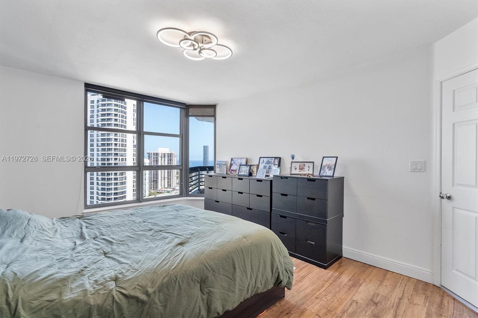 3530 Mystic Pointe Dr # 2907, Aventura FL 33180 — 41