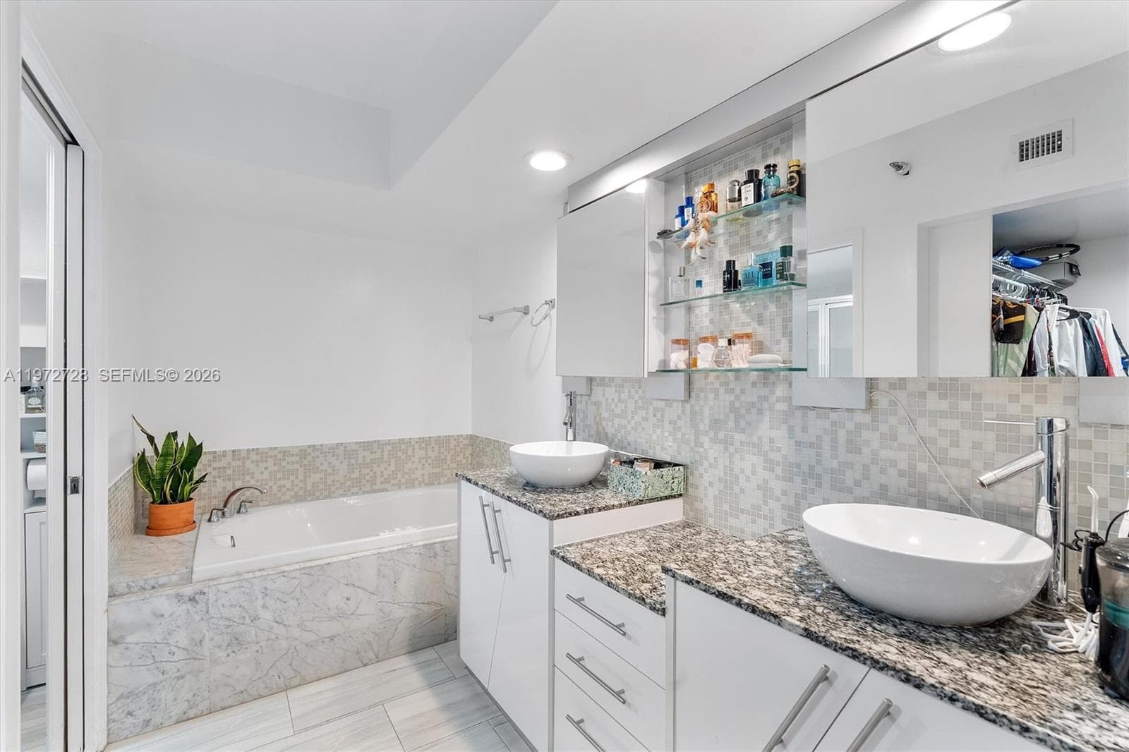3530 Mystic Pointe Dr # 2907, Aventura FL 33180 — 45
