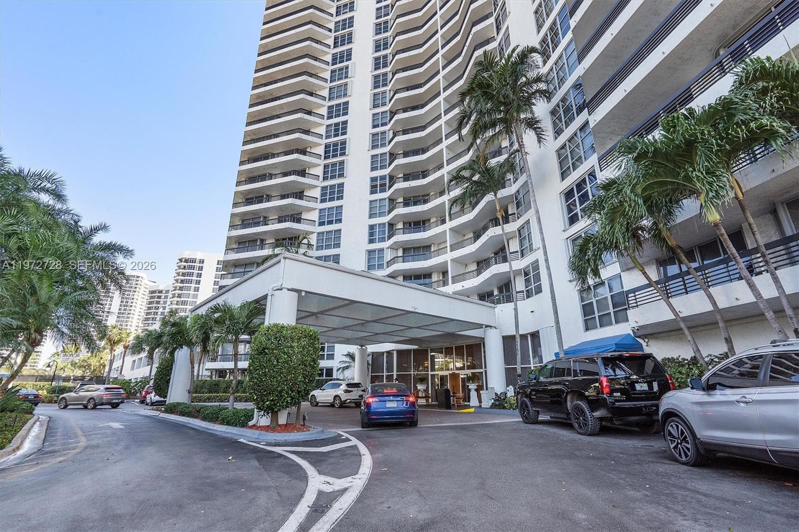 3530 Mystic Pointe Dr # 2907, Aventura FL 33180 — 54