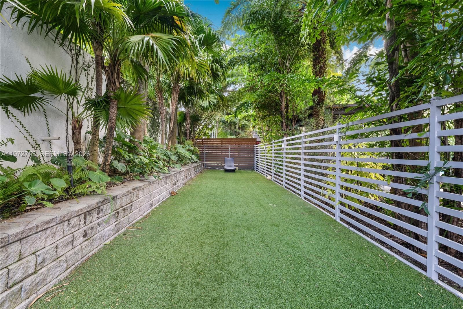 1880 S Bayshore Dr, Miami FL 33133 — 16