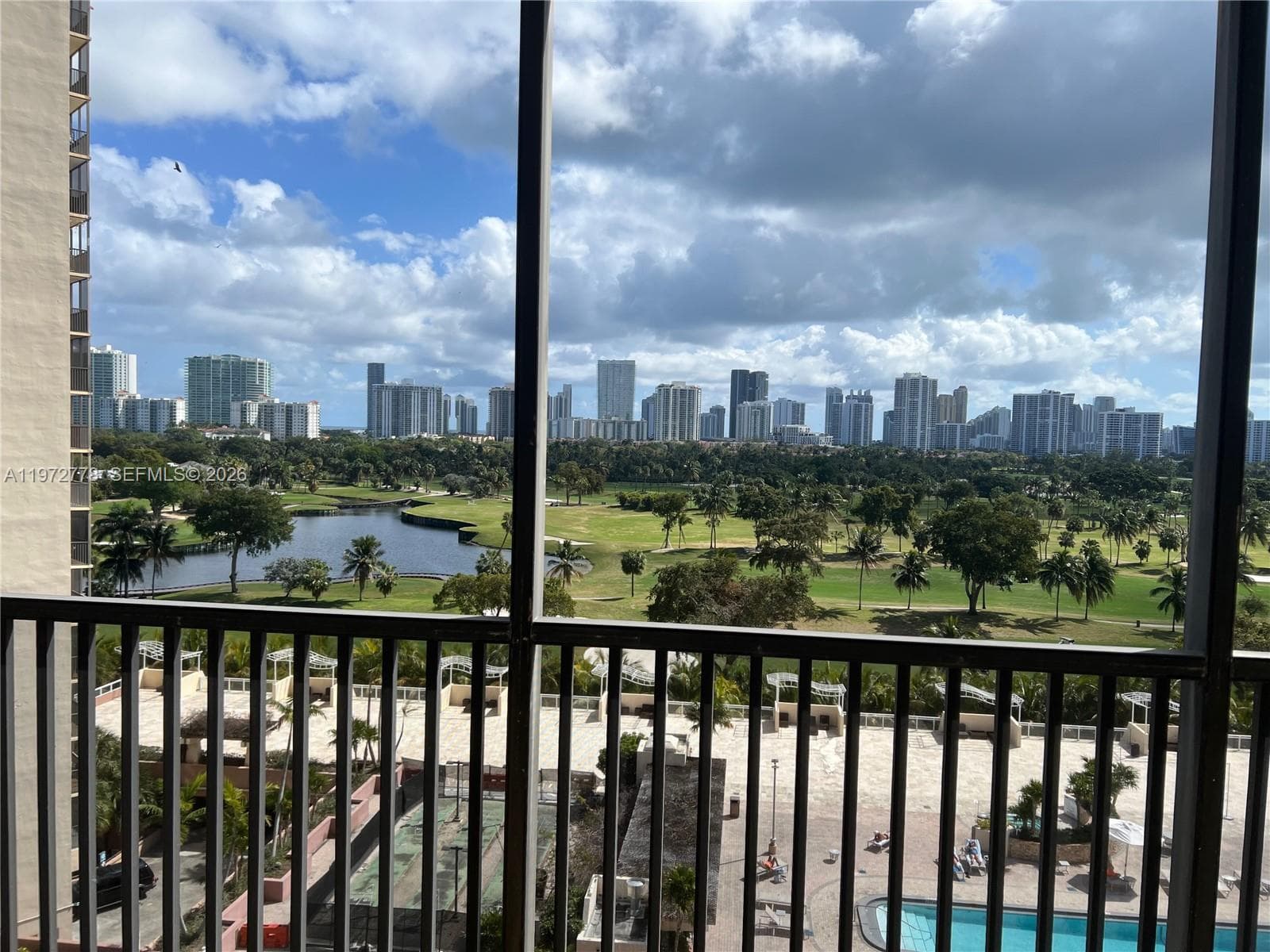 Coronado Condo- Tower Ii, Aventura, FL — 2