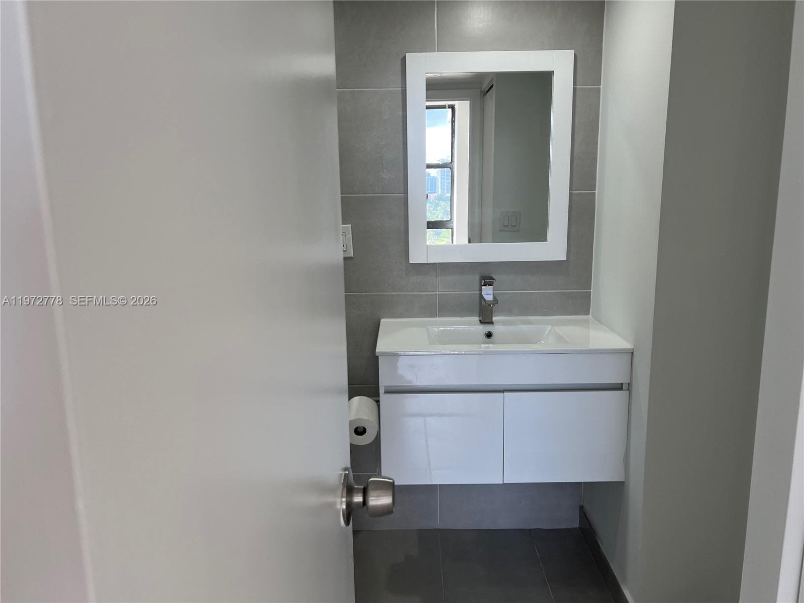 Coronado Condo- Tower Ii, Aventura, FL — 16