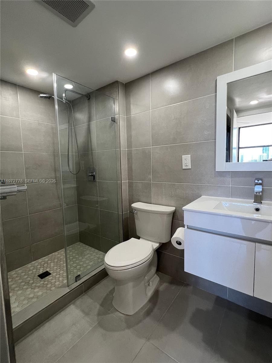 Coronado Condo- Tower Ii, Aventura, FL — 26