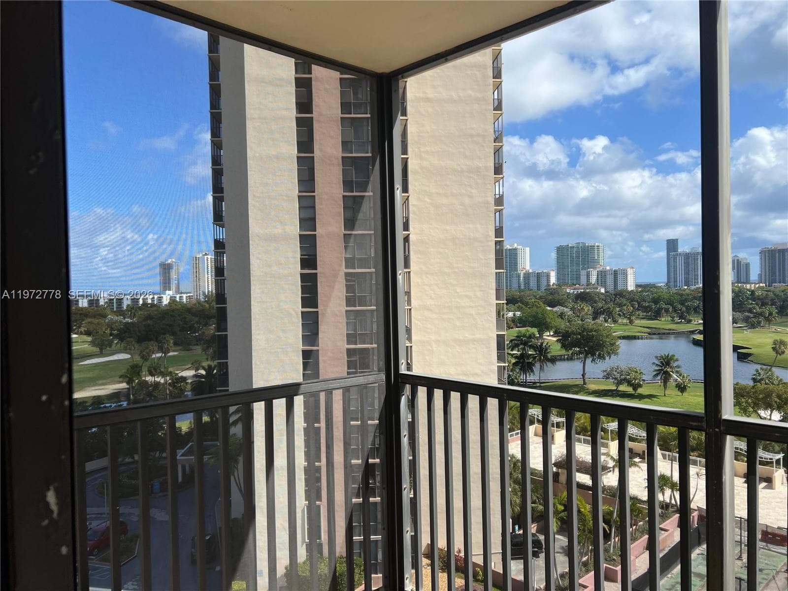 Coronado Condo- Tower Ii, Aventura, FL — 3