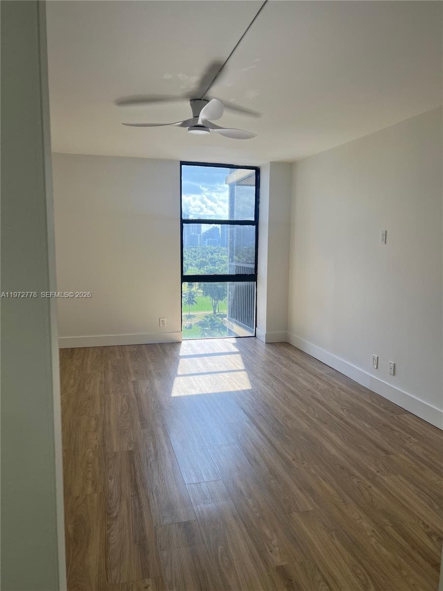 Coronado Condo- Tower Ii, Aventura, FL — 8