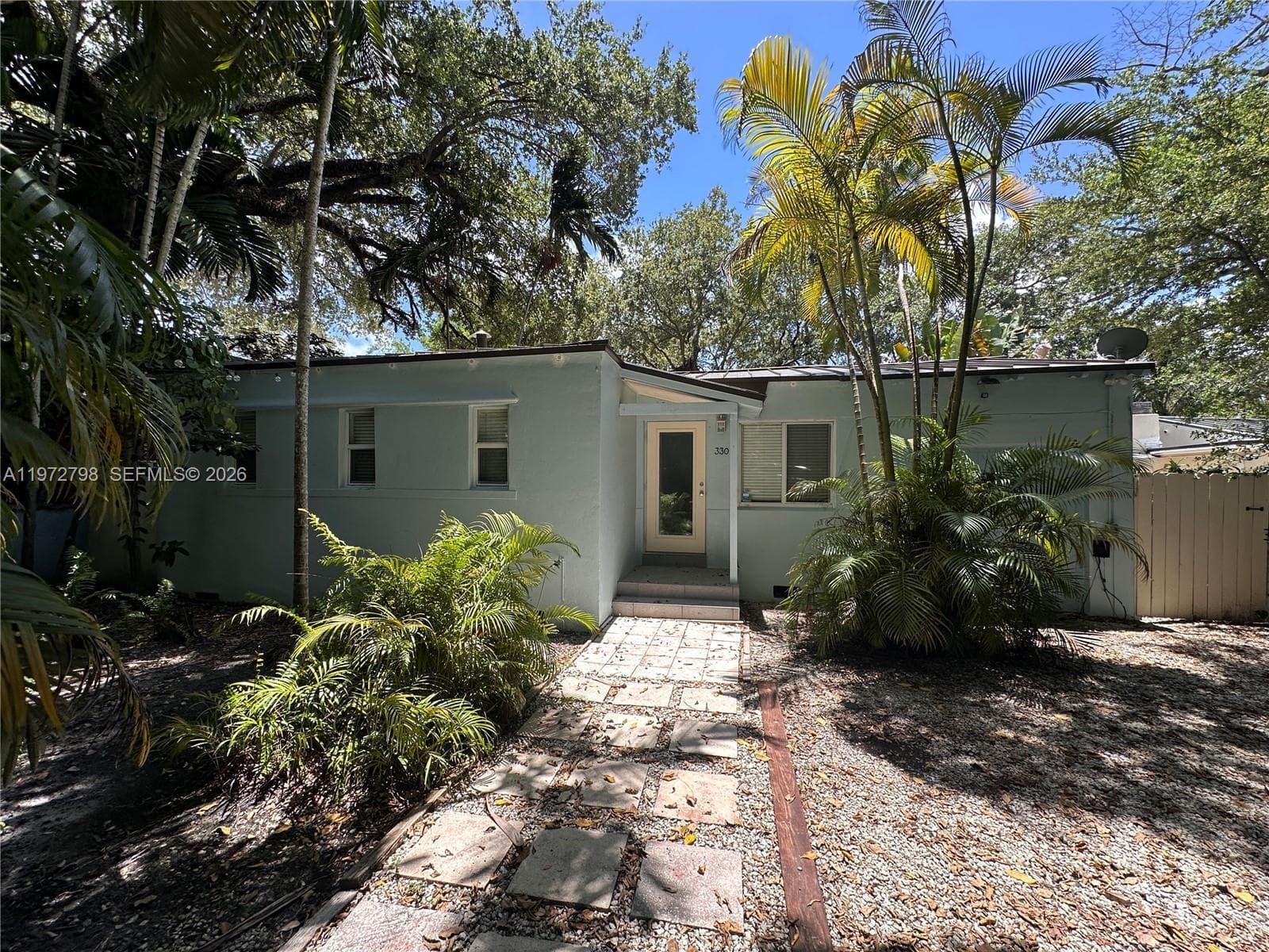 330 NE 86 St, El Portal FL 33138 — 3