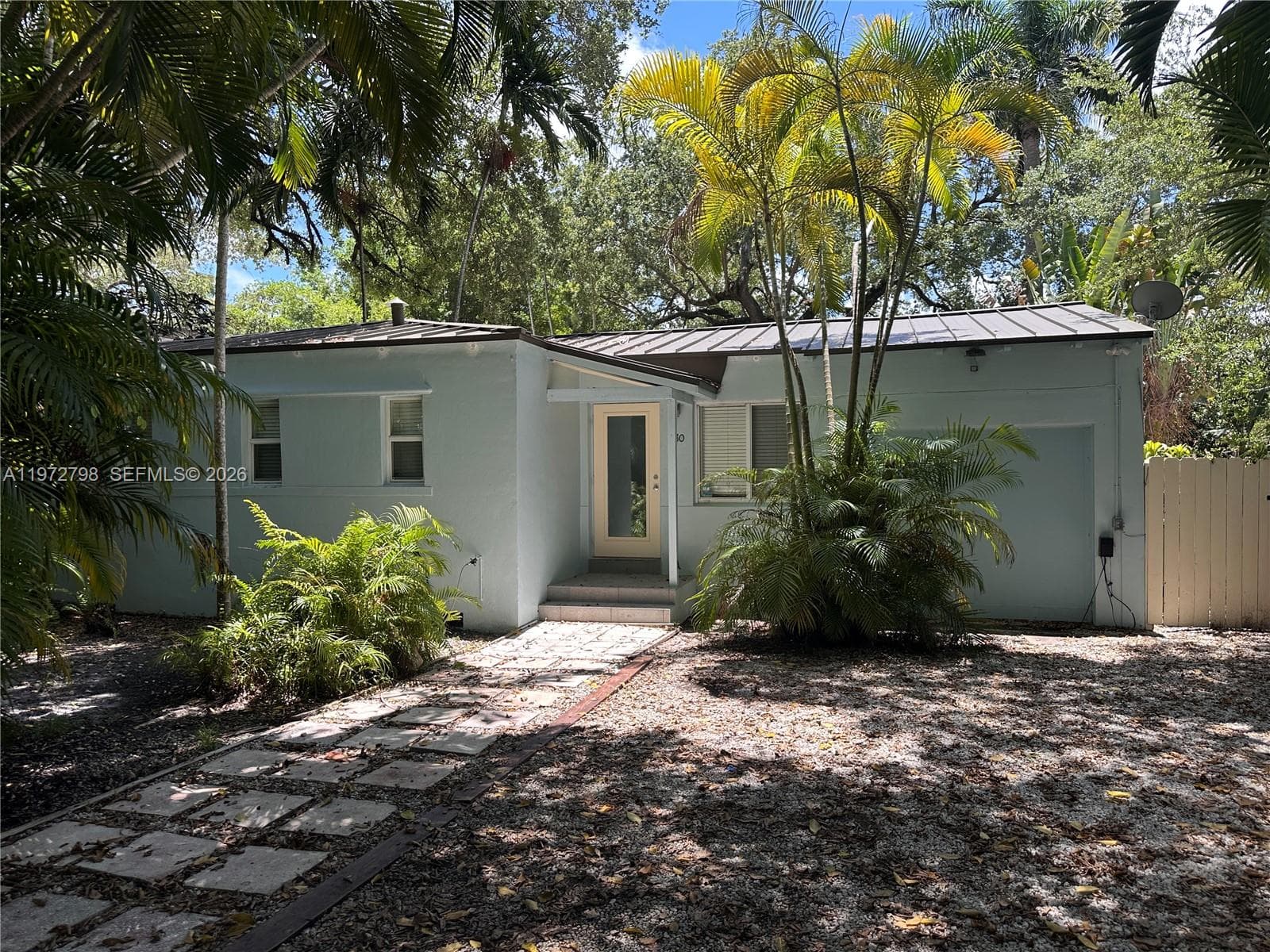 330 NE 86 St, El Portal FL 33138 — 11