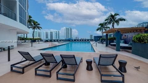 1750 N Bayshore Dr # 1712, Miami FL 33132 — 27