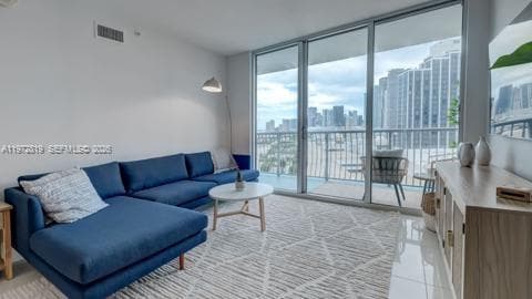 1750 N Bayshore Dr # 1712, Miami FL 33132 — 2